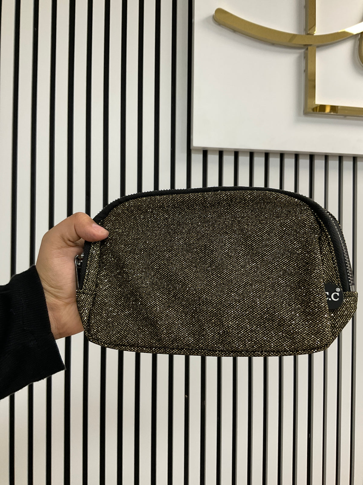 Shimmer black and gold bag – Lavish 31