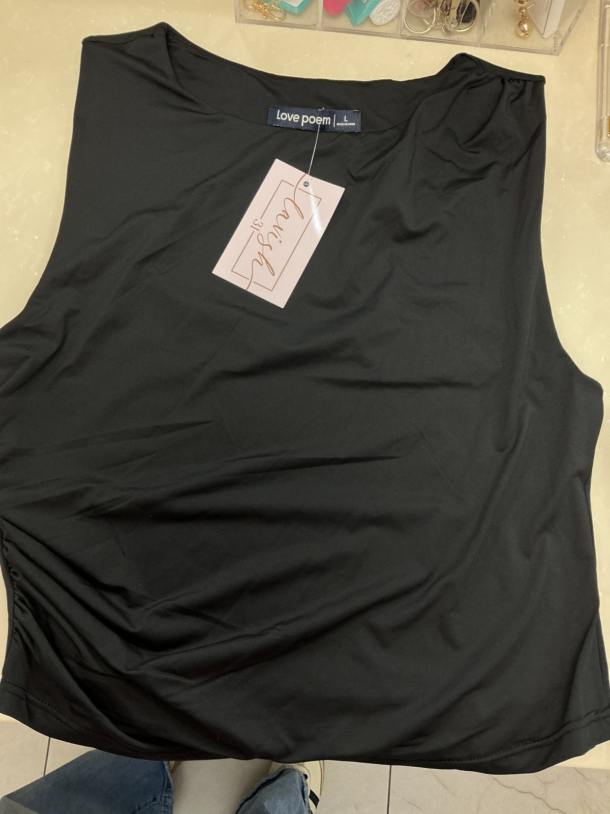 Black sleeveless top with rouching on the side – Lavish 31