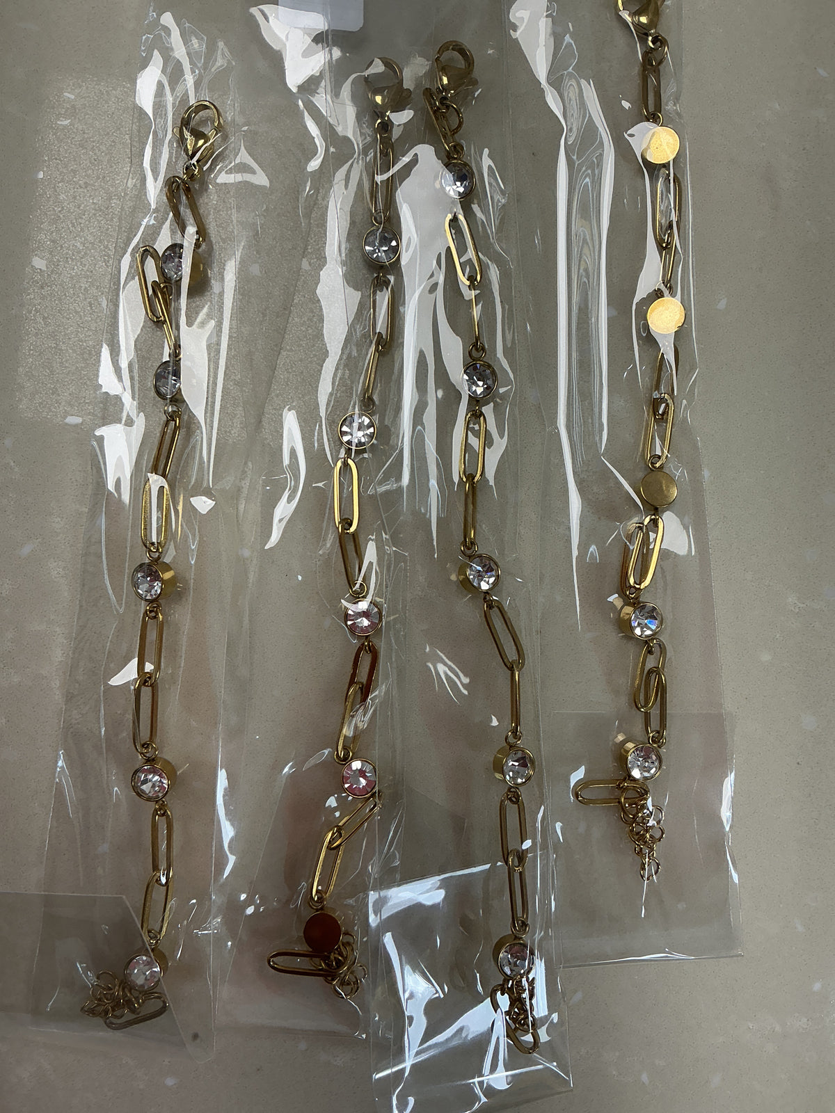 Gold and diamond paperclip bracelet – Lavish 31