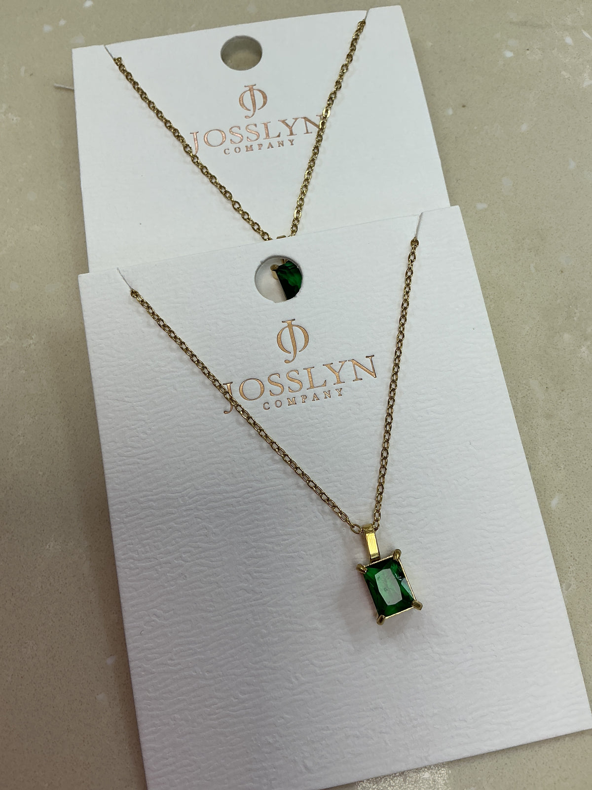 Emerald necklace – Lavish 31