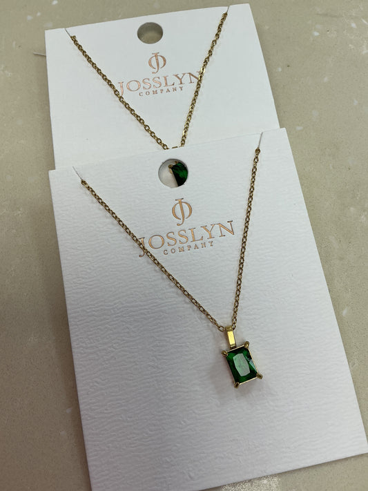 Emerald necklace – Lavish 31