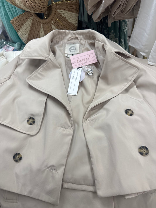 Beige cropped trench – Lavish 31