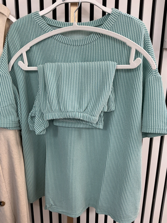 Teal two piece short set – Lavish 31