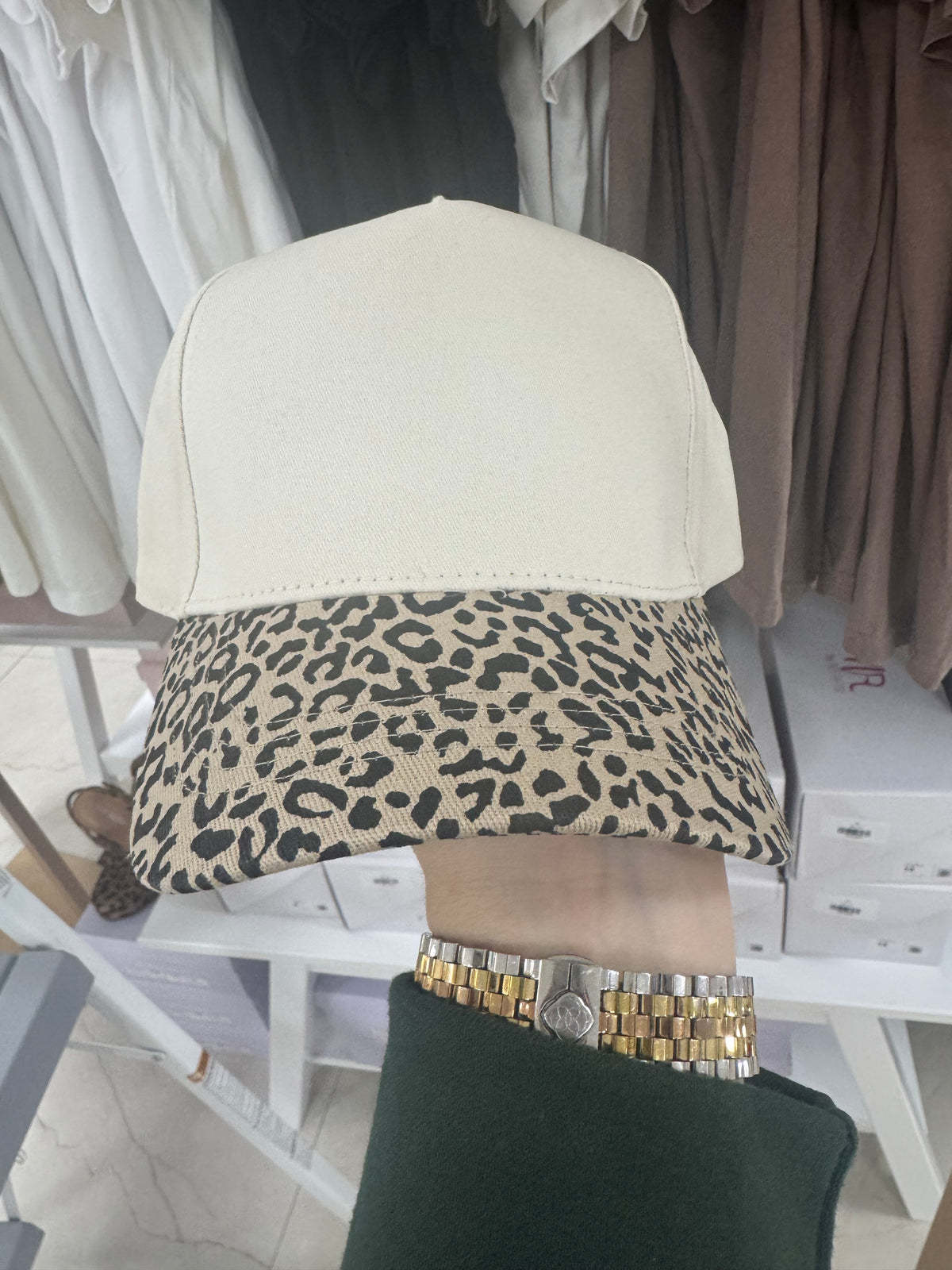 Ivory Leopard/Cheetah – Lavish 31