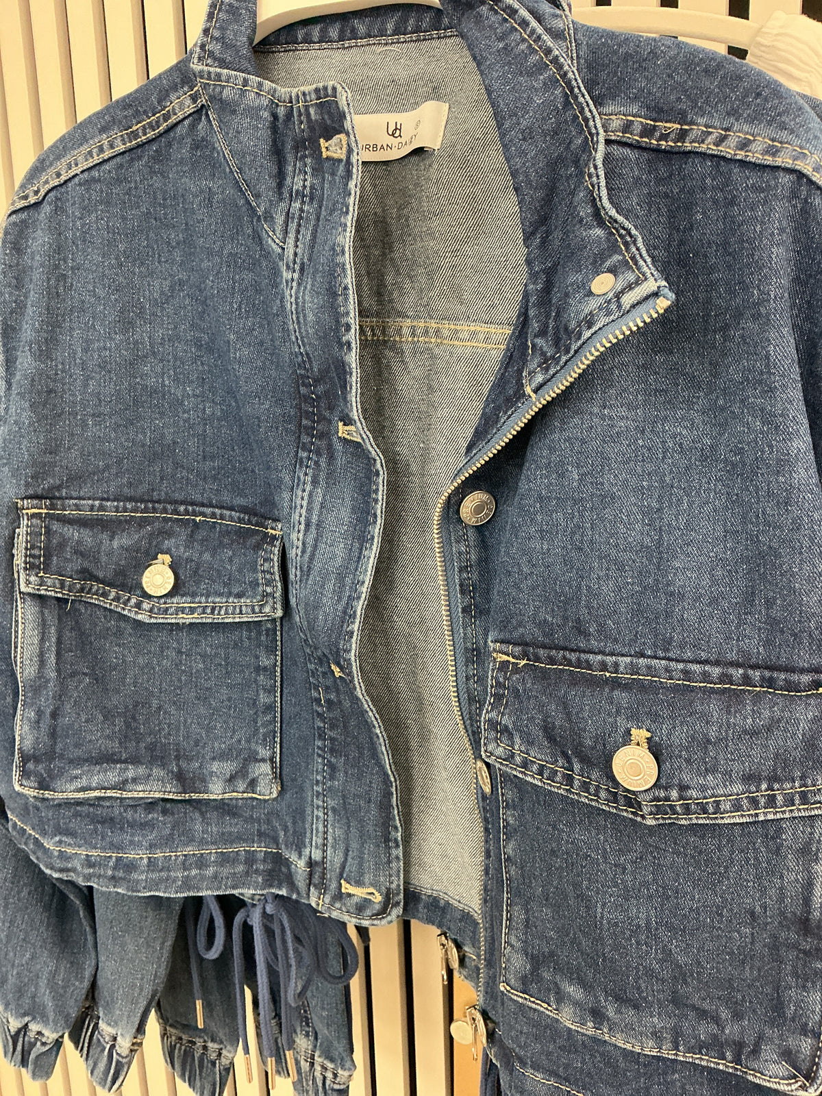 Cropped jean jacket – Lavish 31