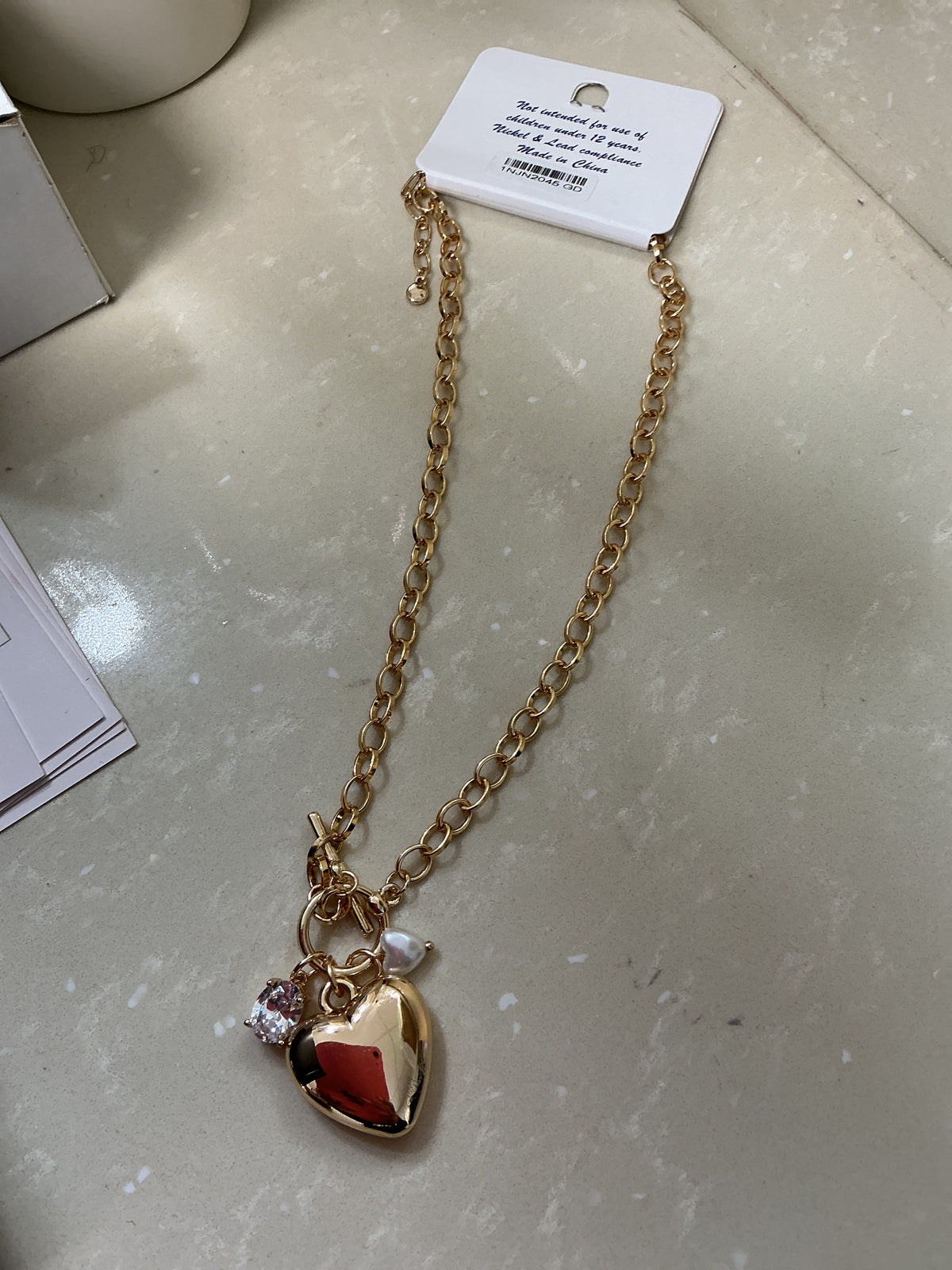 Gold heart necklace – Lavish 31
