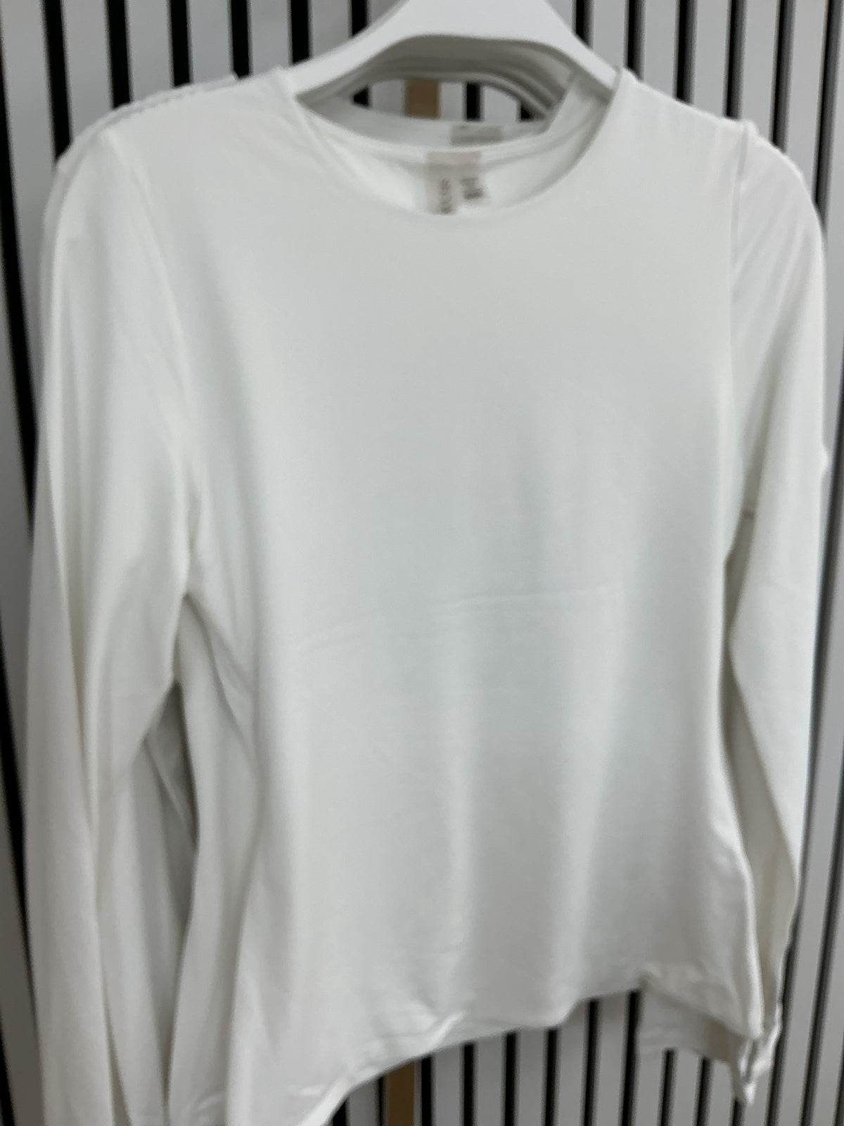 White fitted long sleeve – Lavish 31