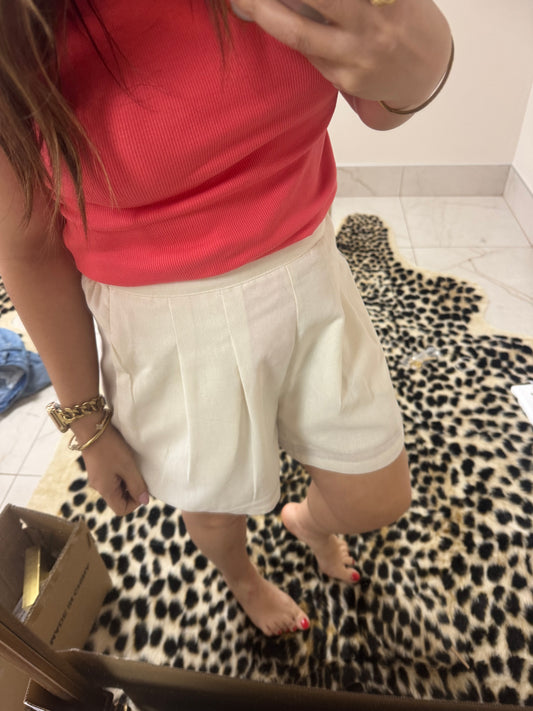 White dressy shorts – Lavish 31