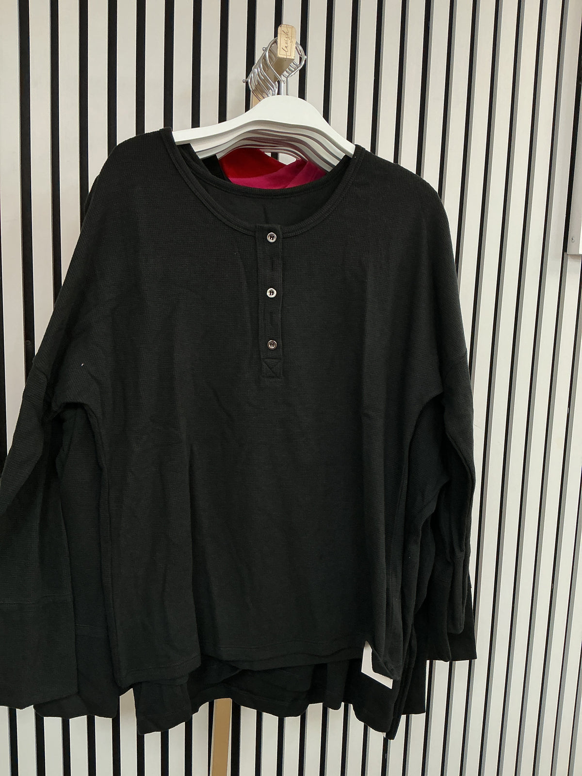 Black knit top – Lavish 31
