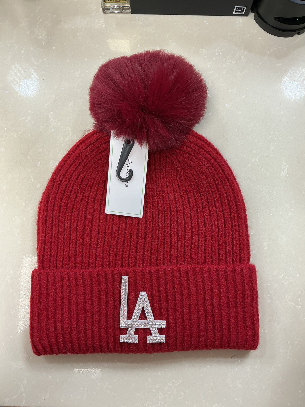 La red beanie – Lavish 31