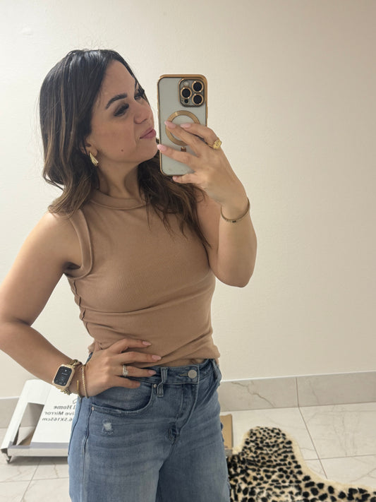Short sleeve tank dark taupe – Lavish 31
