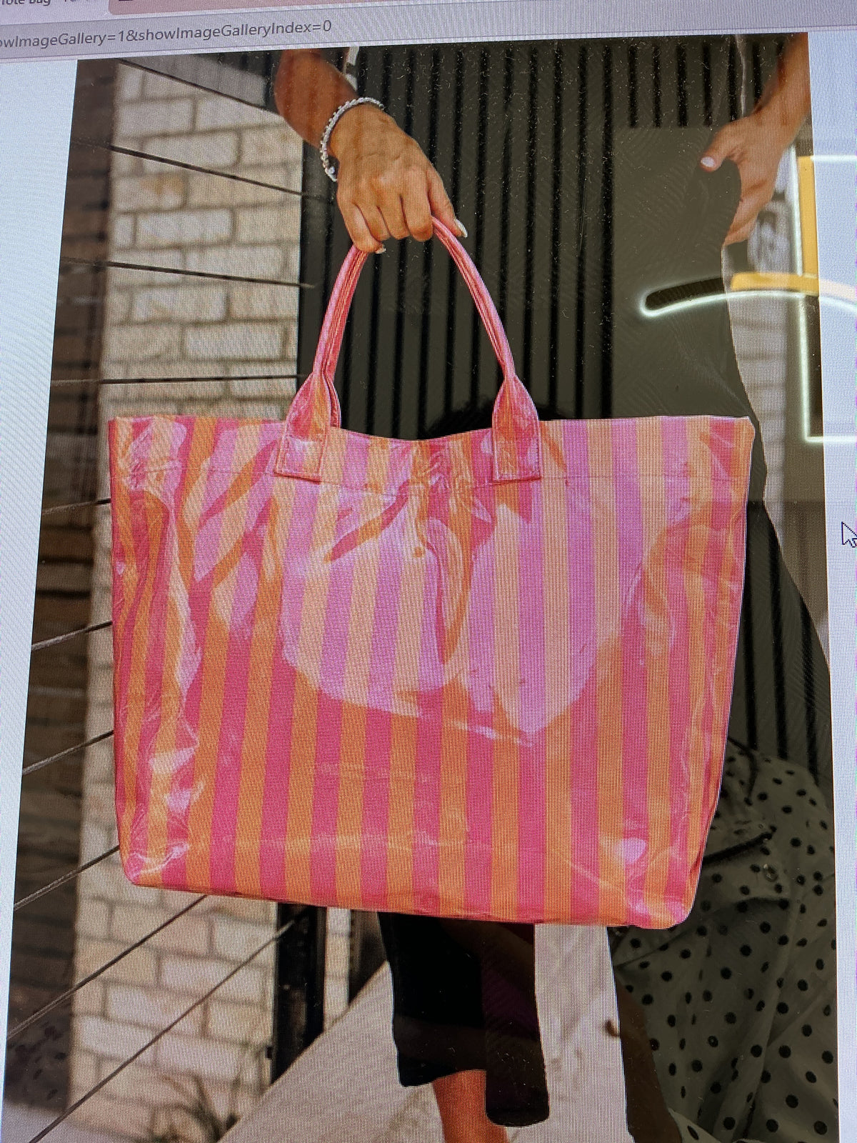 Glossy pink and orange striped tote bag – Lavish 31