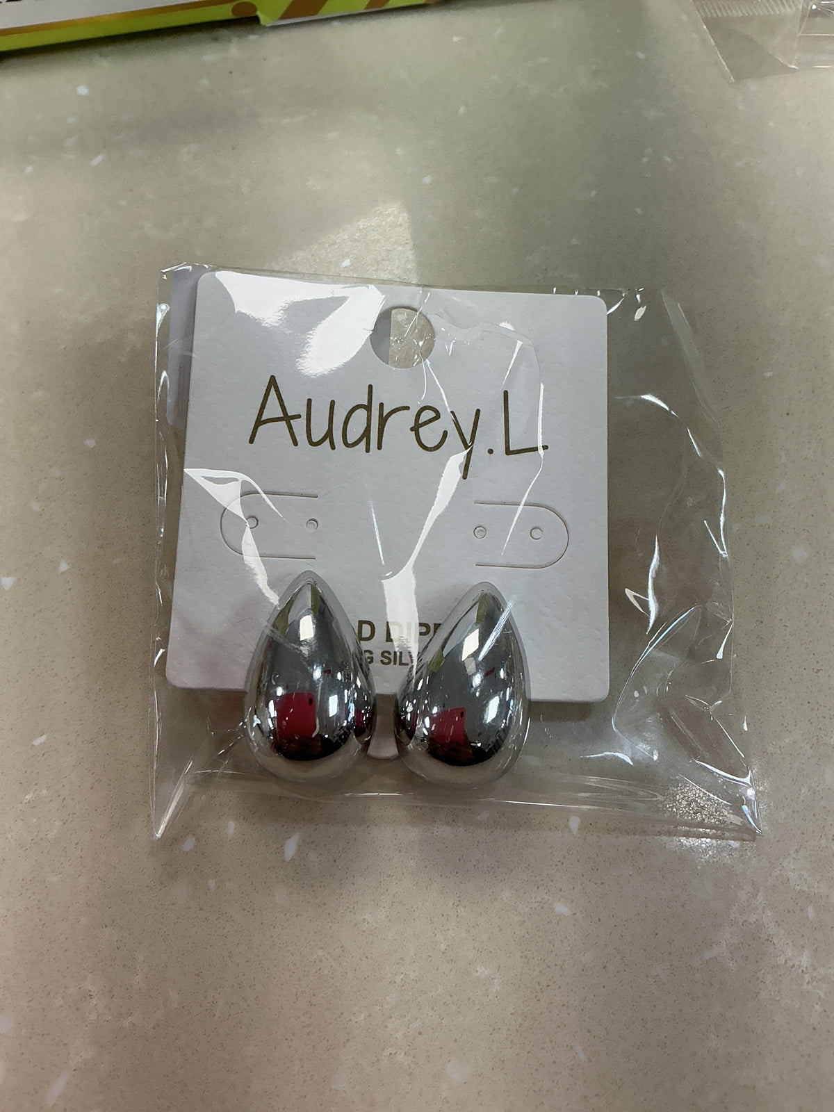 Silver tear drop earrings – Lavish 31