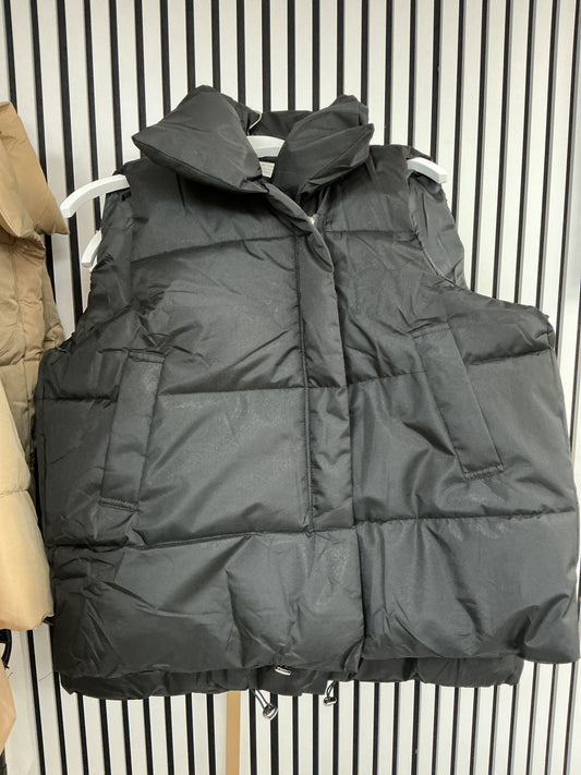 Black puffer jacket – Lavish 31
