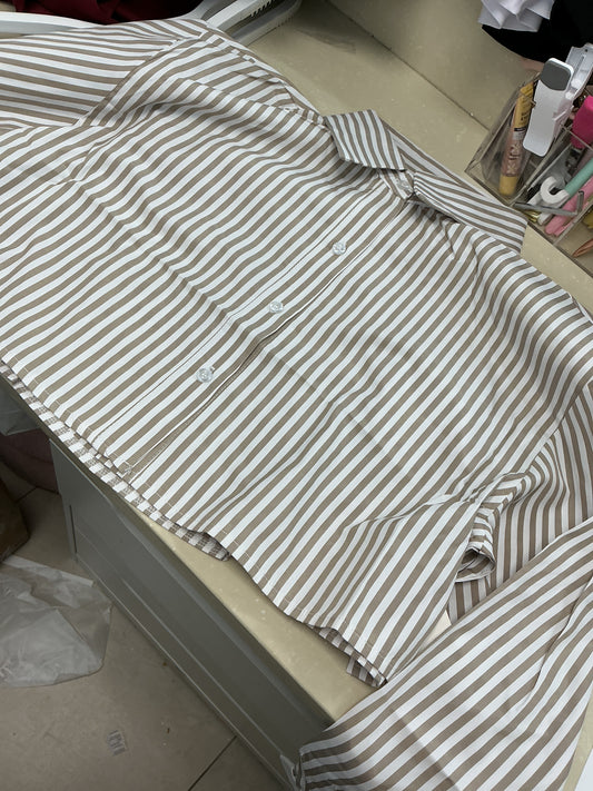 Cropped beige striped button up – Lavish 31