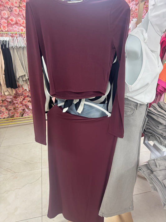 Dark cherry two piece set – Lavish 31