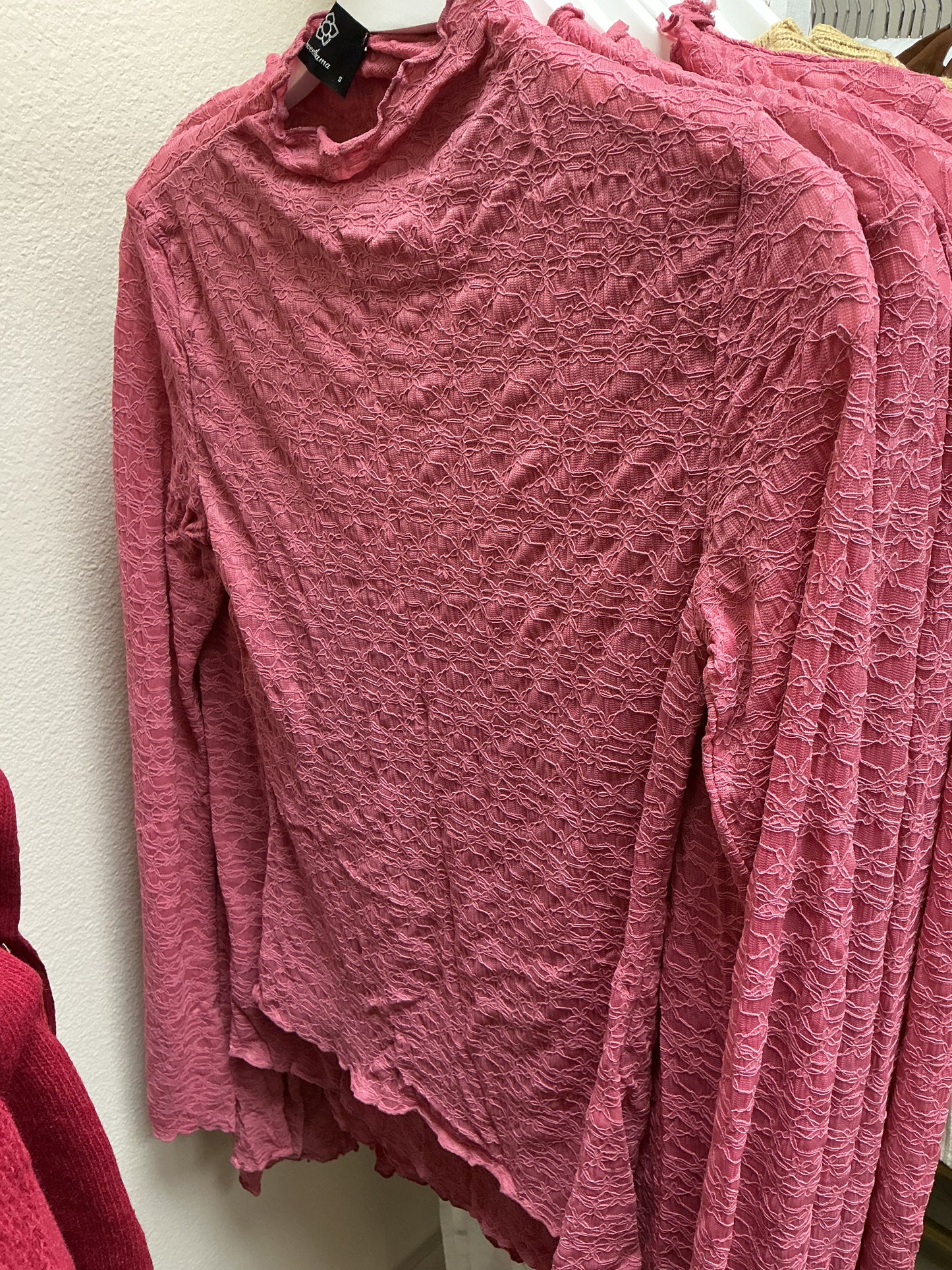 Pink lace mesh top – Lavish 31