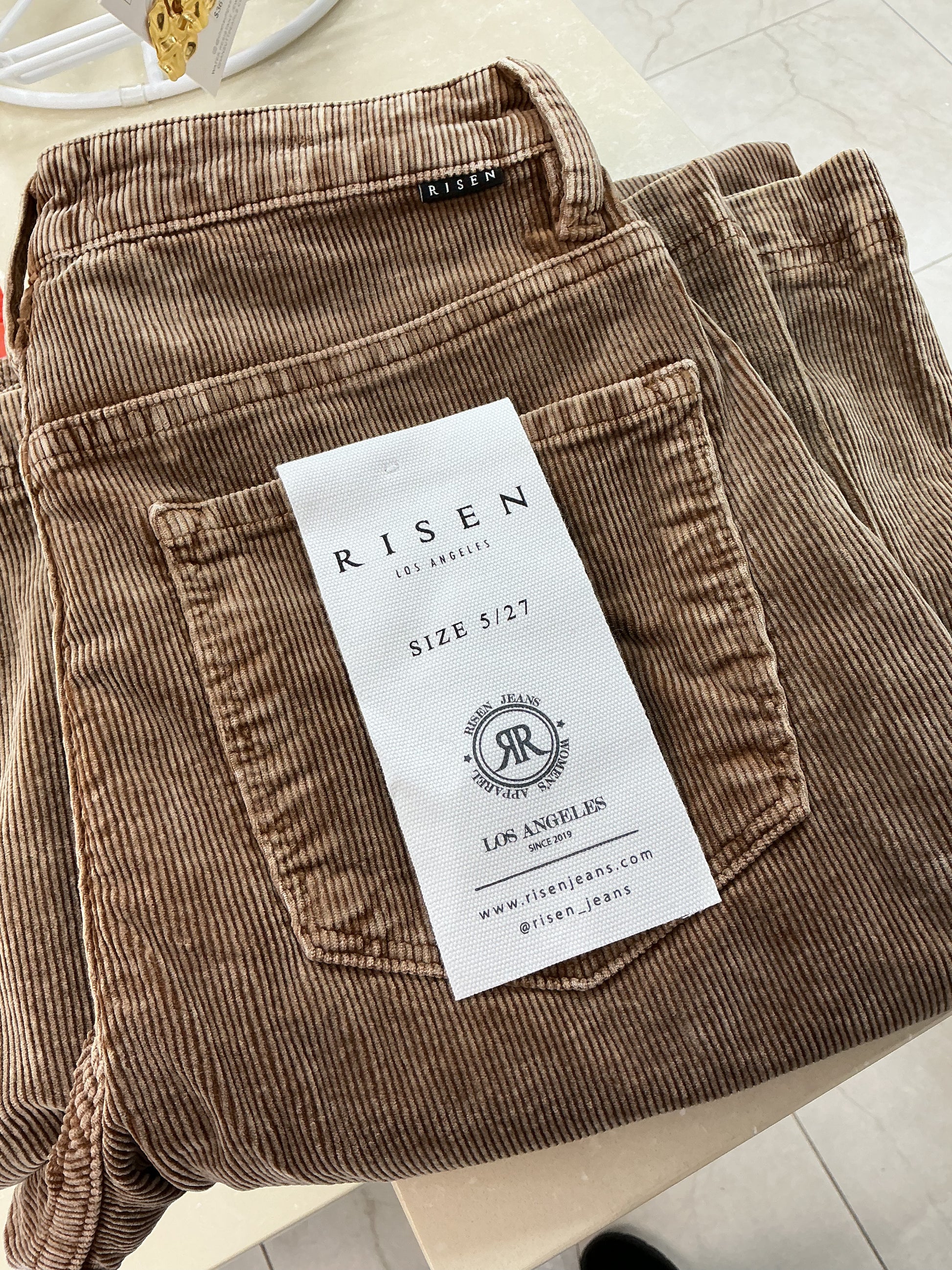 Risen brown corduroy pants – Lavish 31