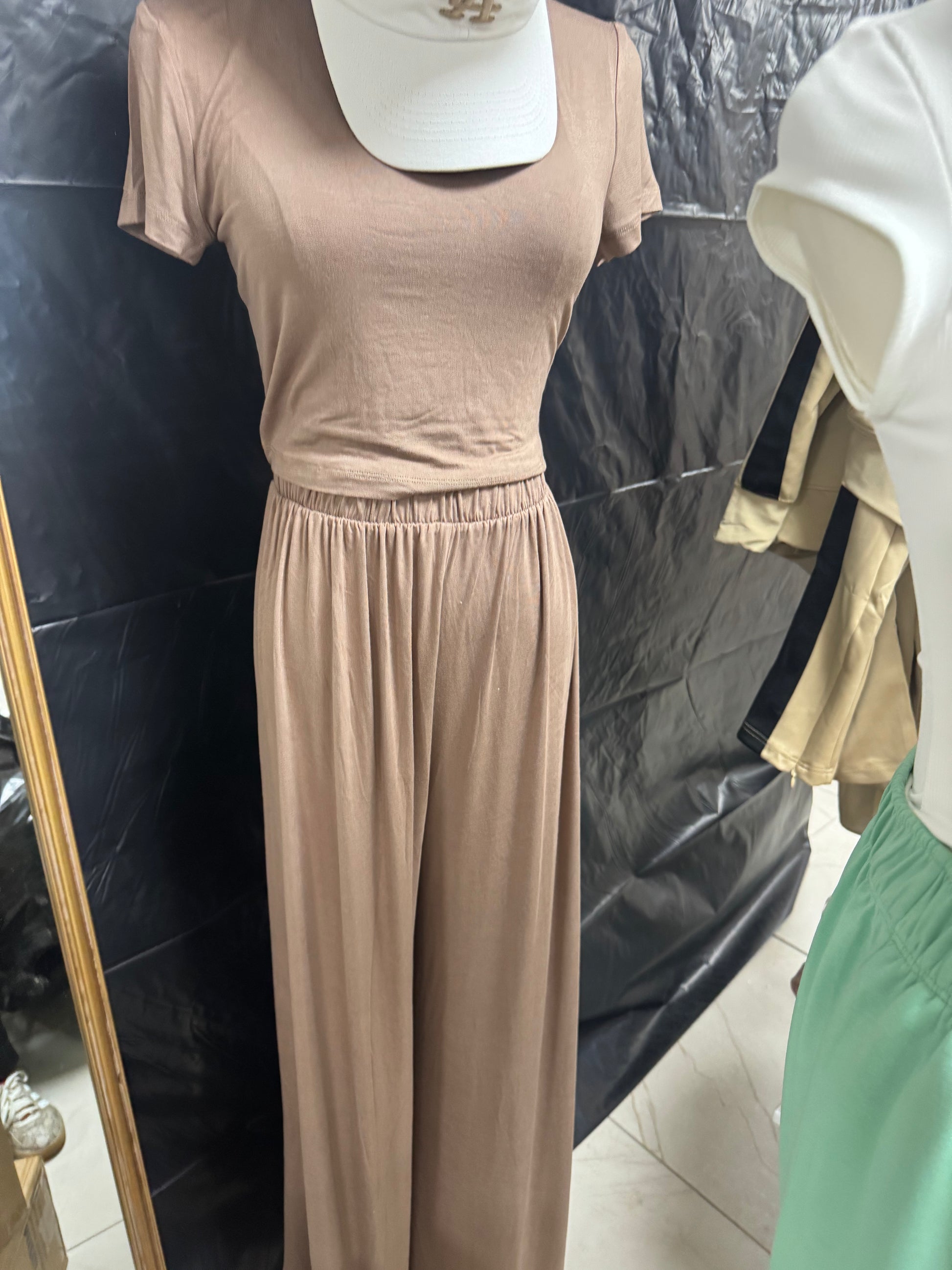 Brown flowy top and bottom – Lavish 31