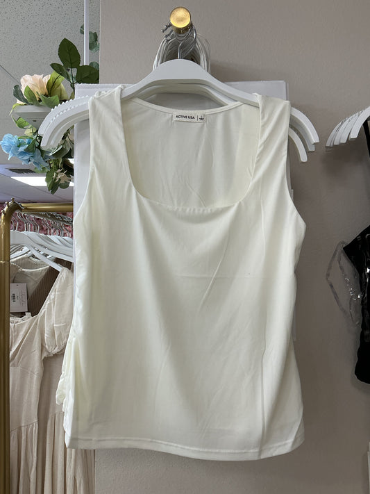 White square neck tank – Lavish 31
