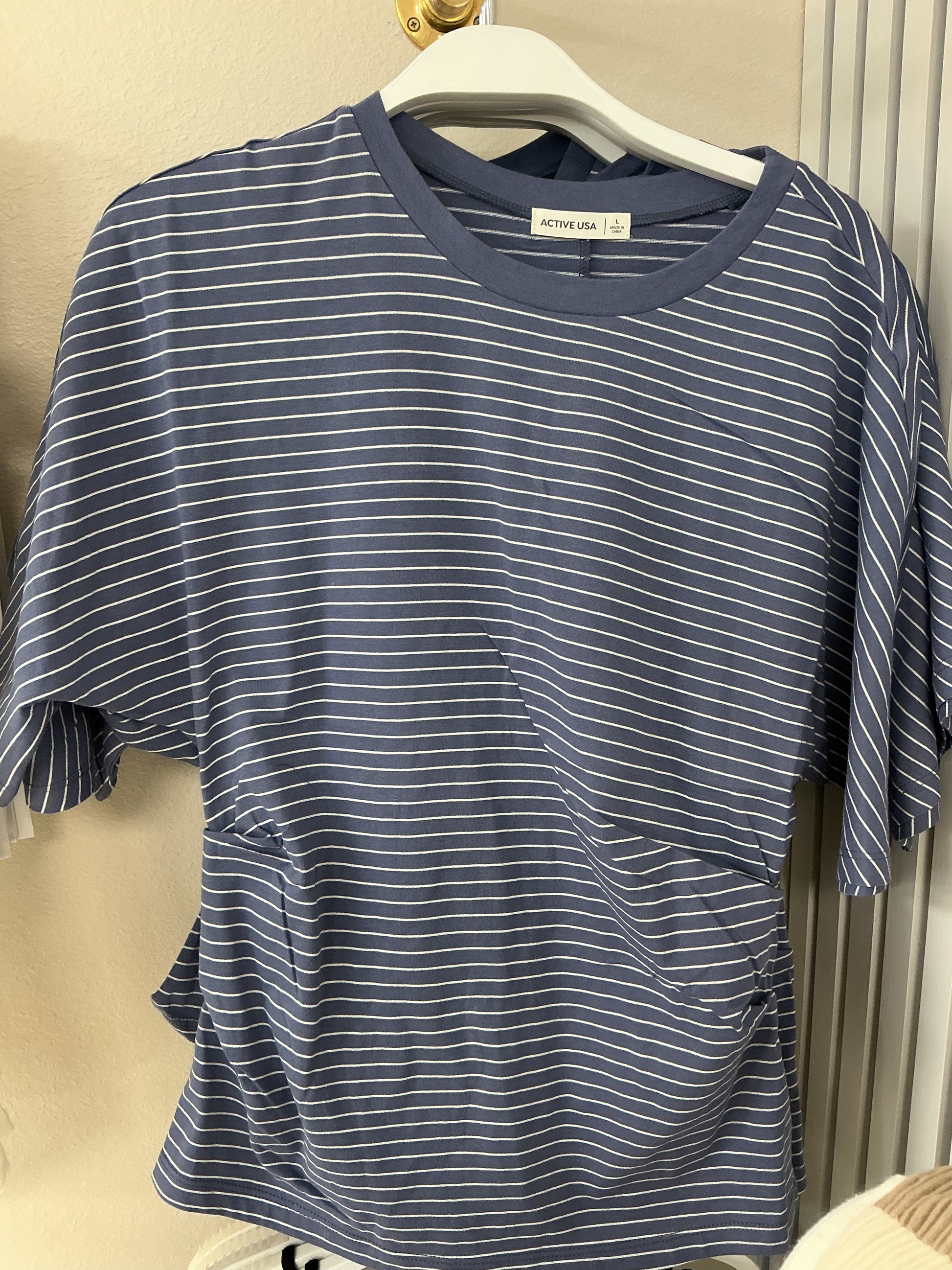 Blue striped top with rouching on the side – Lavish 31