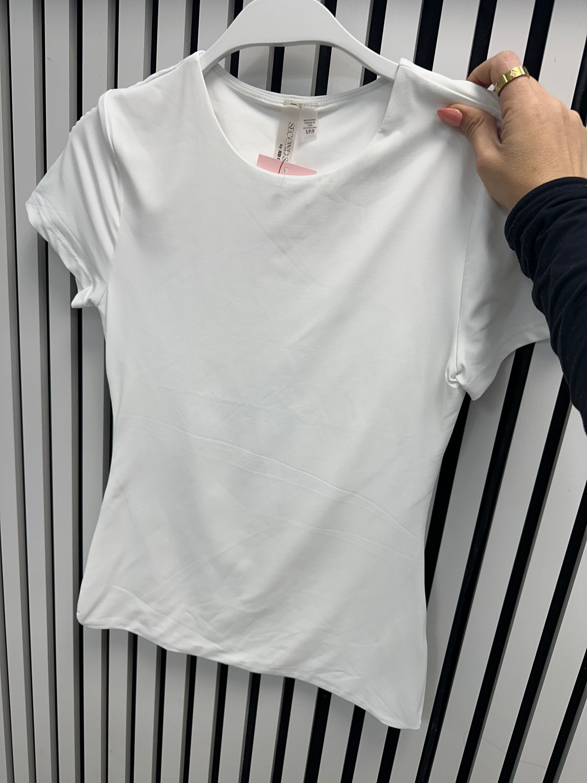 Round neck tee white – Lavish 31