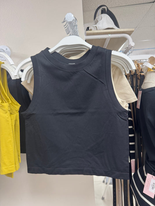 Black high crew neck tank – Lavish 31