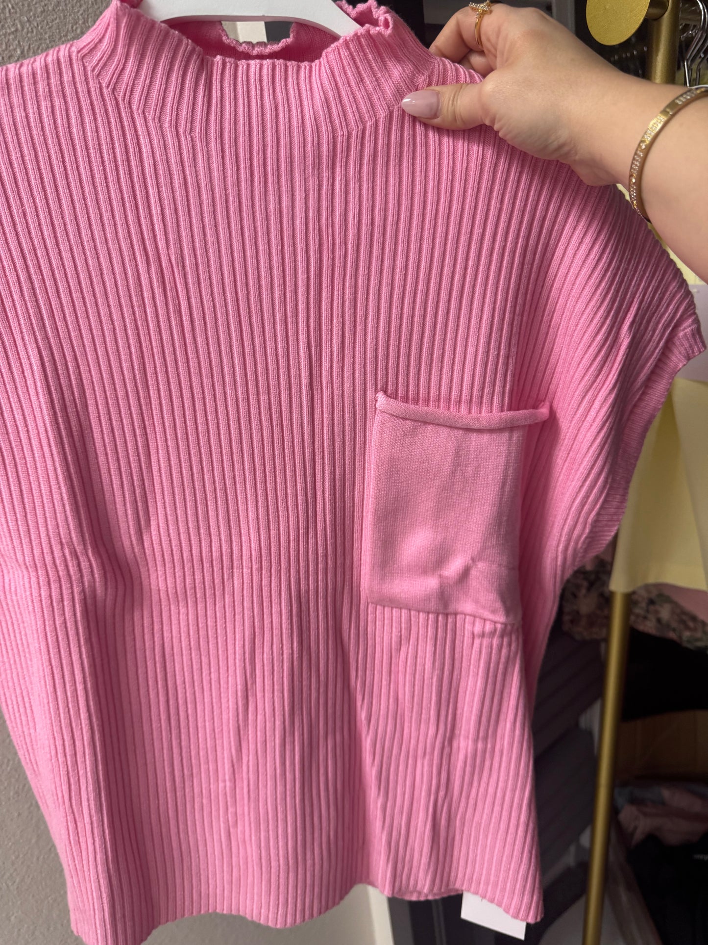Pink ribbed with pocket top – Lavish 31