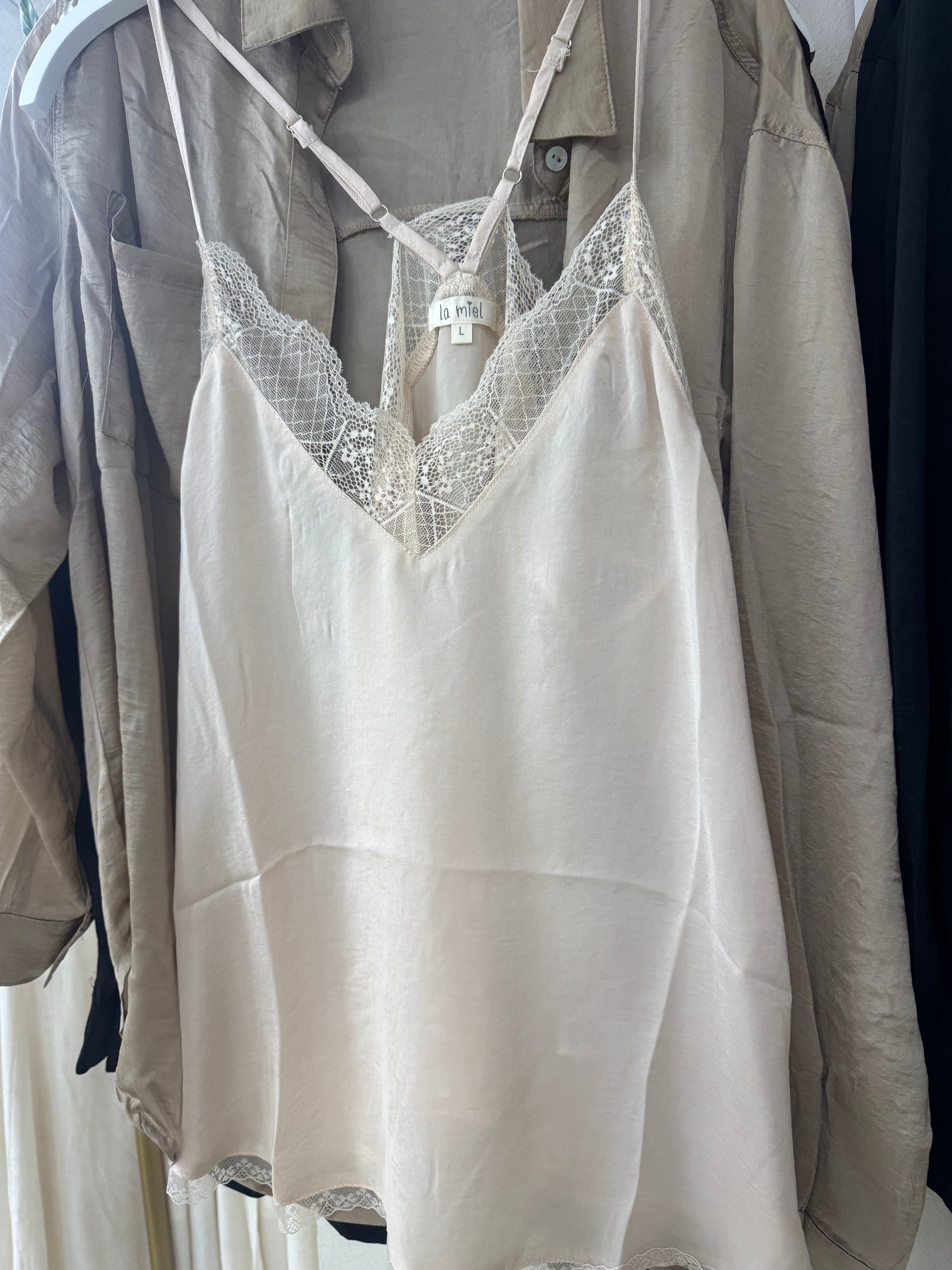 Silk lace tank top – Lavish 31
