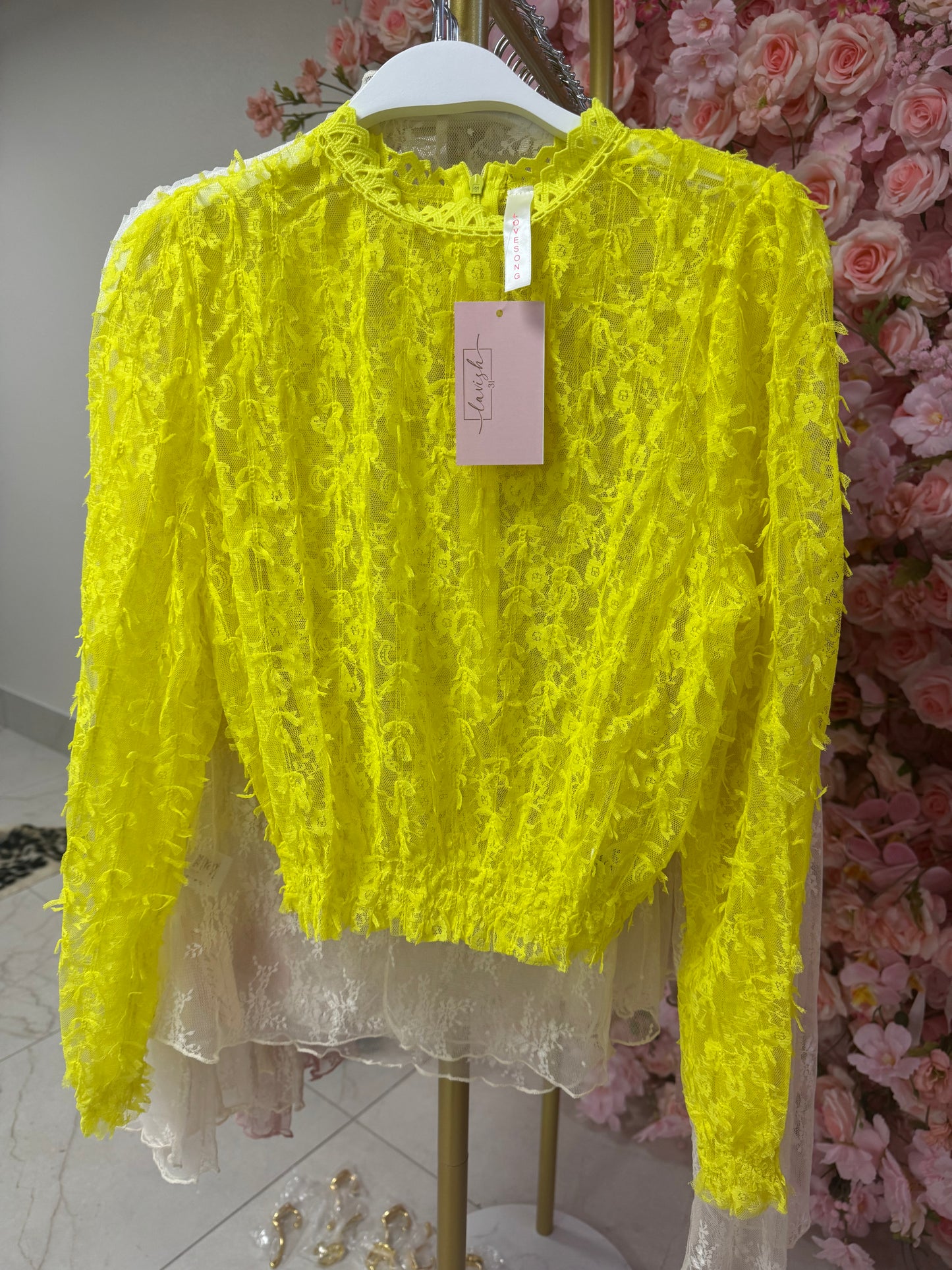 Yellow floral lace – Lavish 31