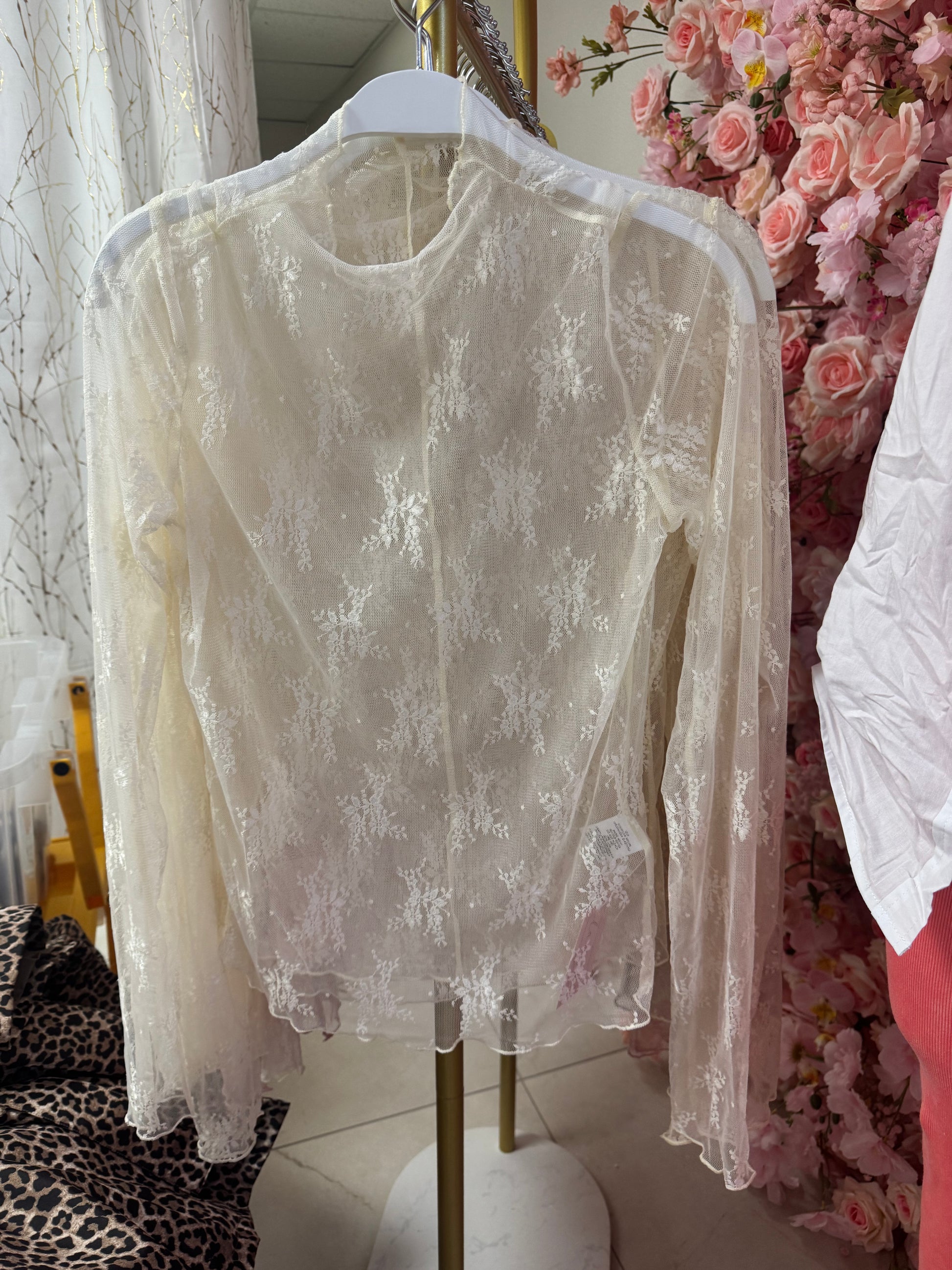 White sheer lace top – Lavish 31