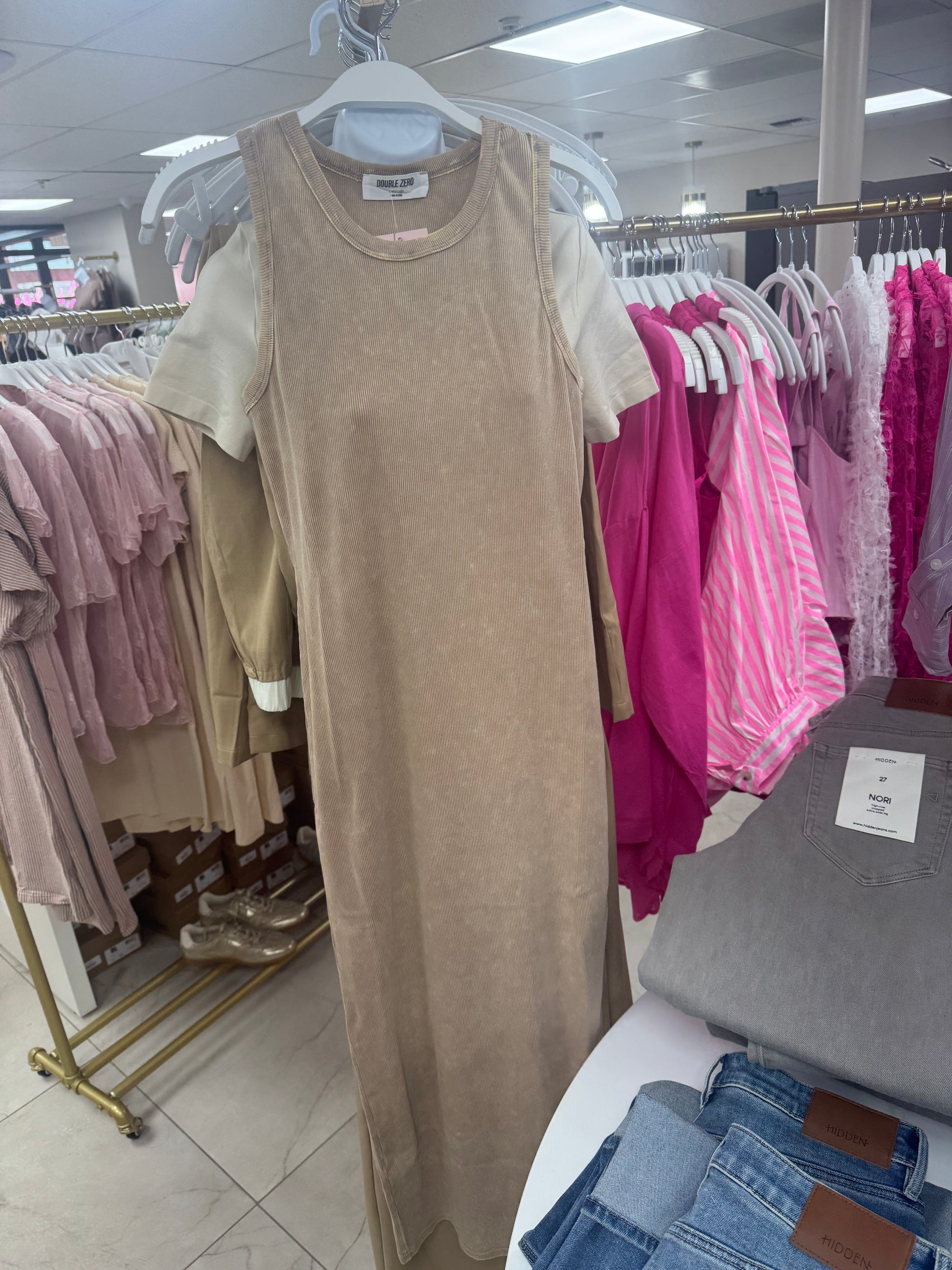 Brown long dress with slit – Lavish 31