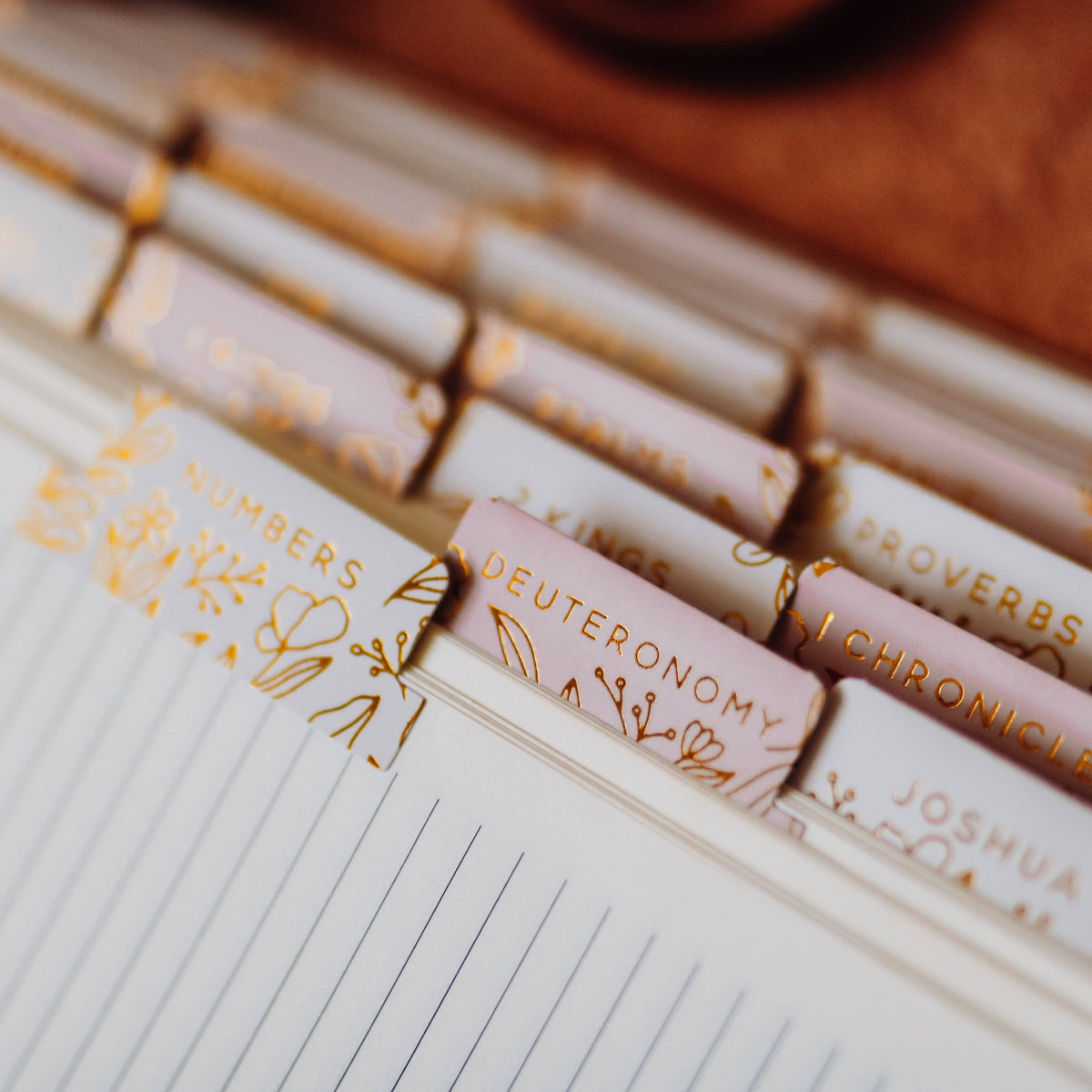 Gold Foil Bible Tabs, Dusty Pink – Lavish 31 (view 3)