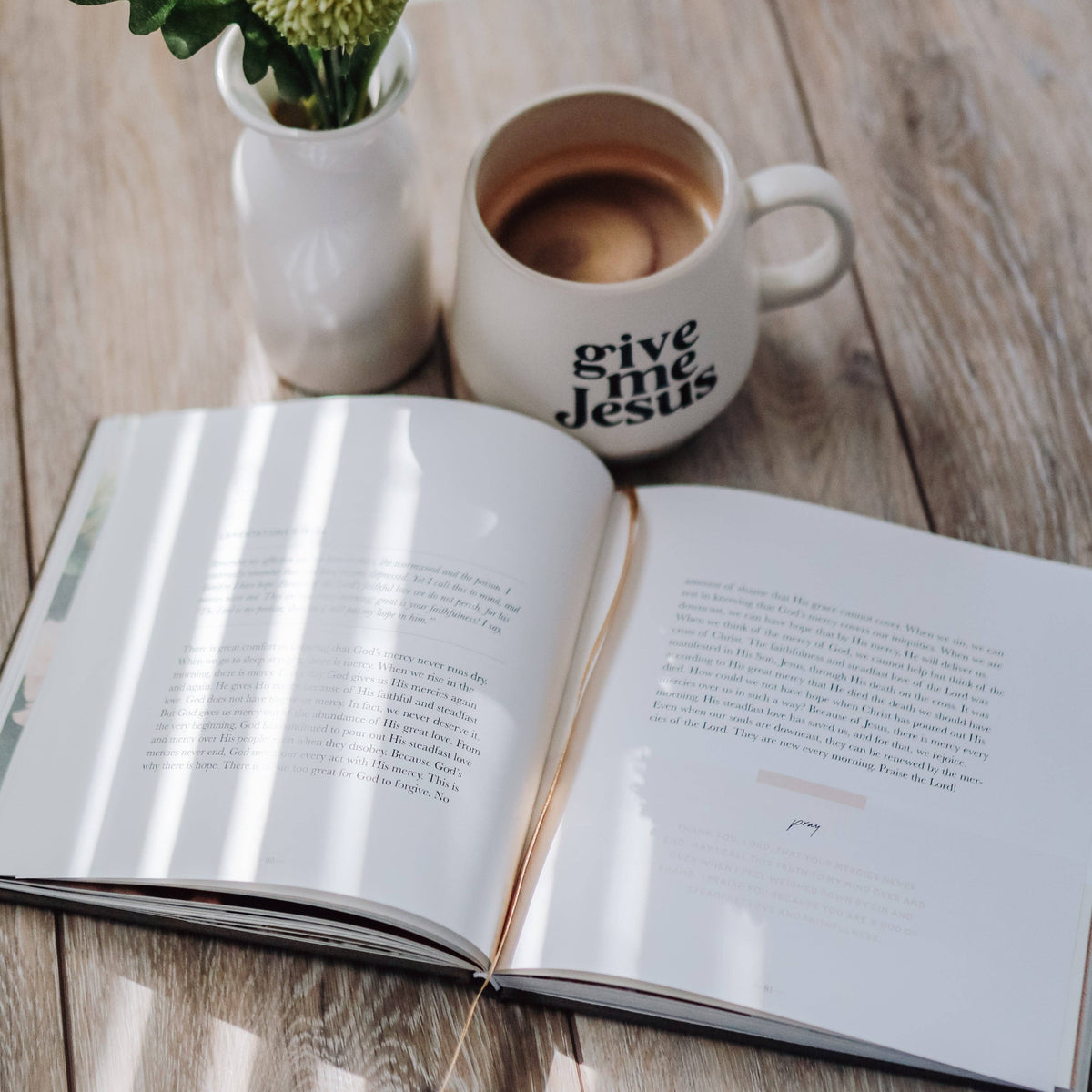 Take Heart, A 90-Day Devotional – Lavish 31 (view 7)