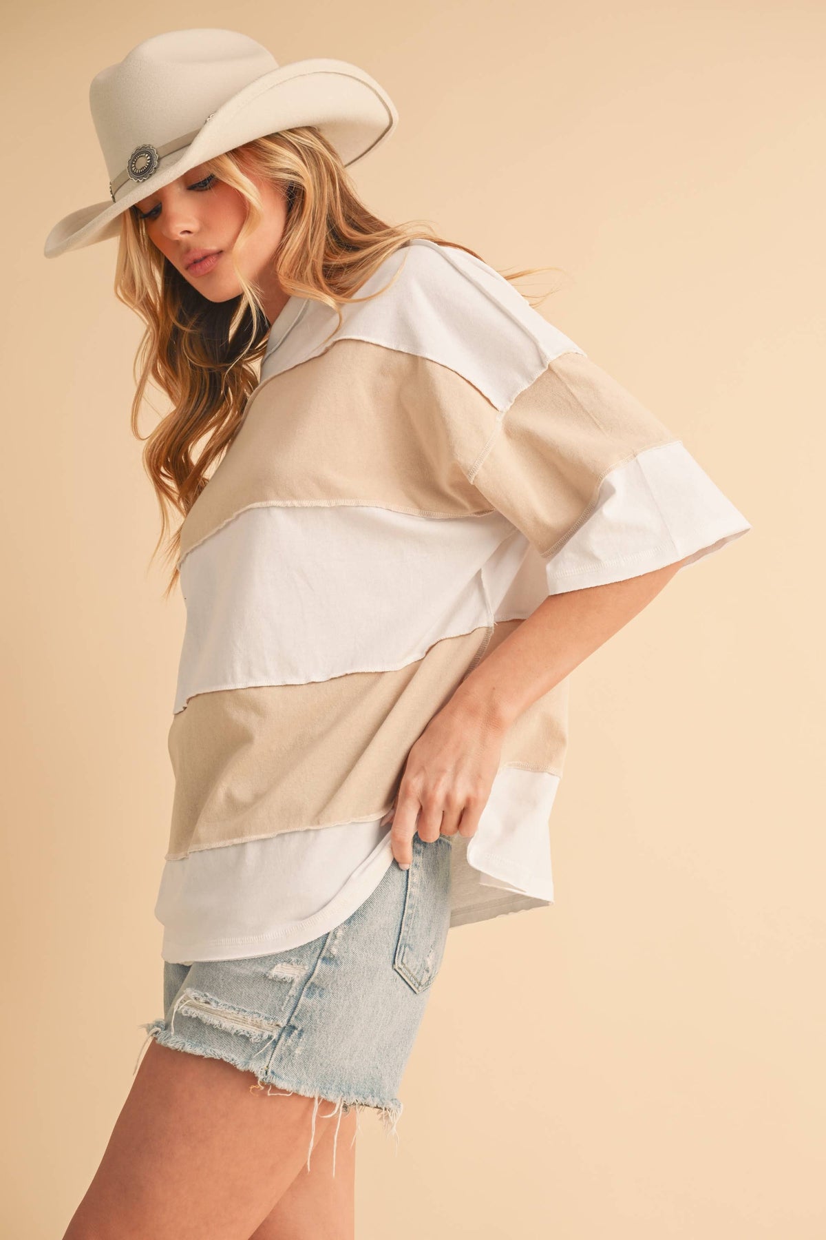 White and beige stripe top – Lavish 31 (view 5)