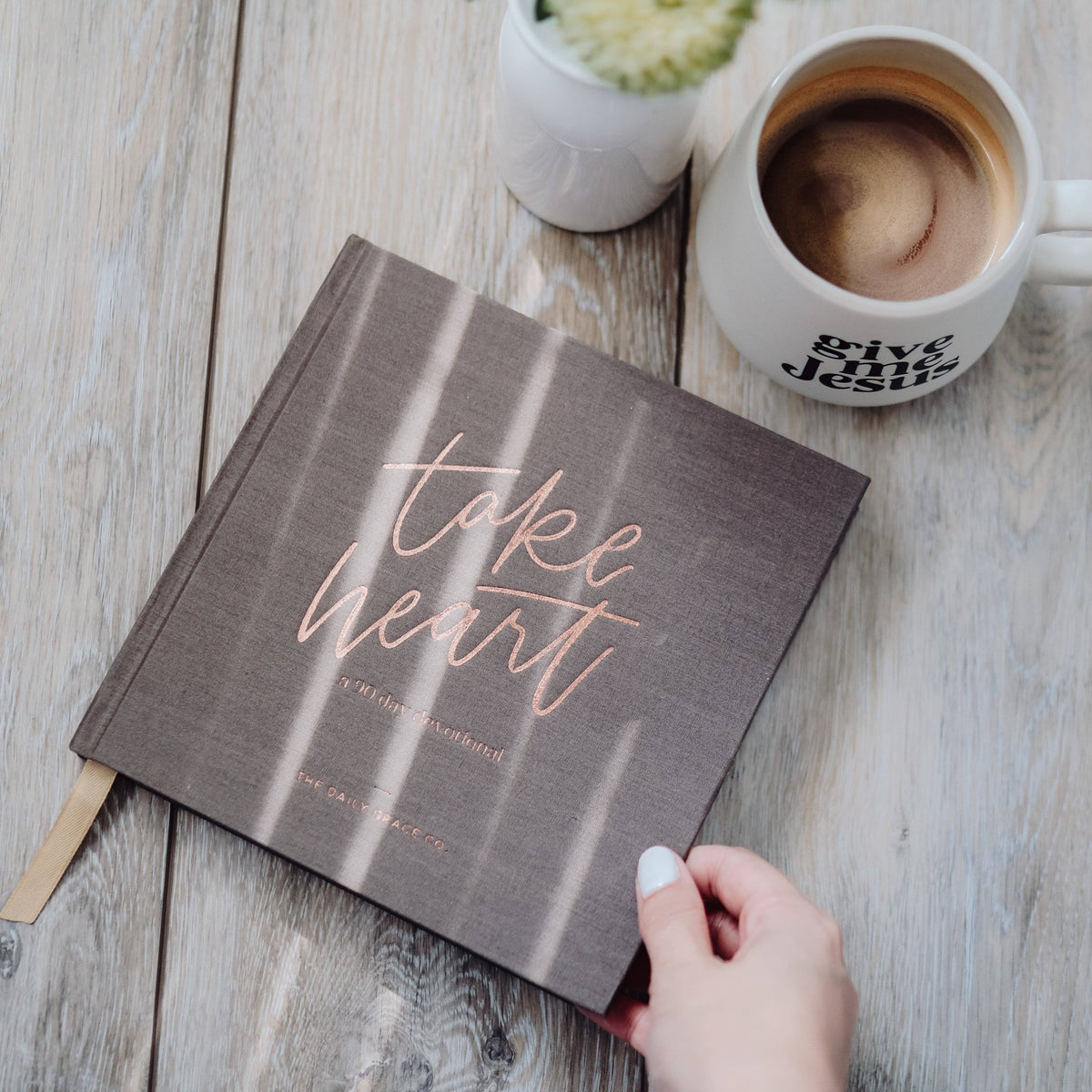 Take Heart, A 90-Day Devotional – Lavish 31 (view 12)