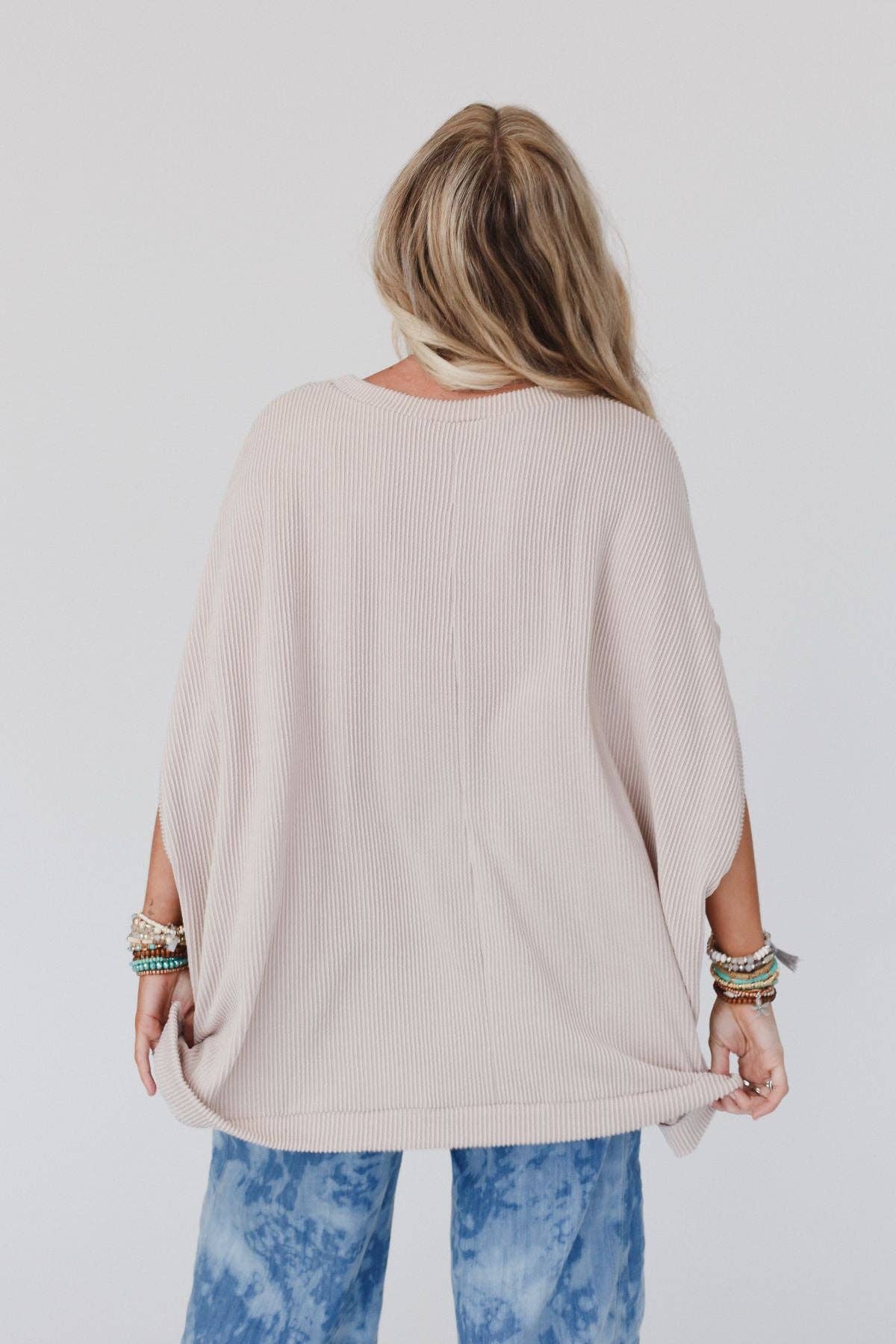Beige short sleeve flowy top – Lavish 31 (view 7)