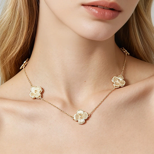 Clover Charm Chain Necklace – Lavish 31