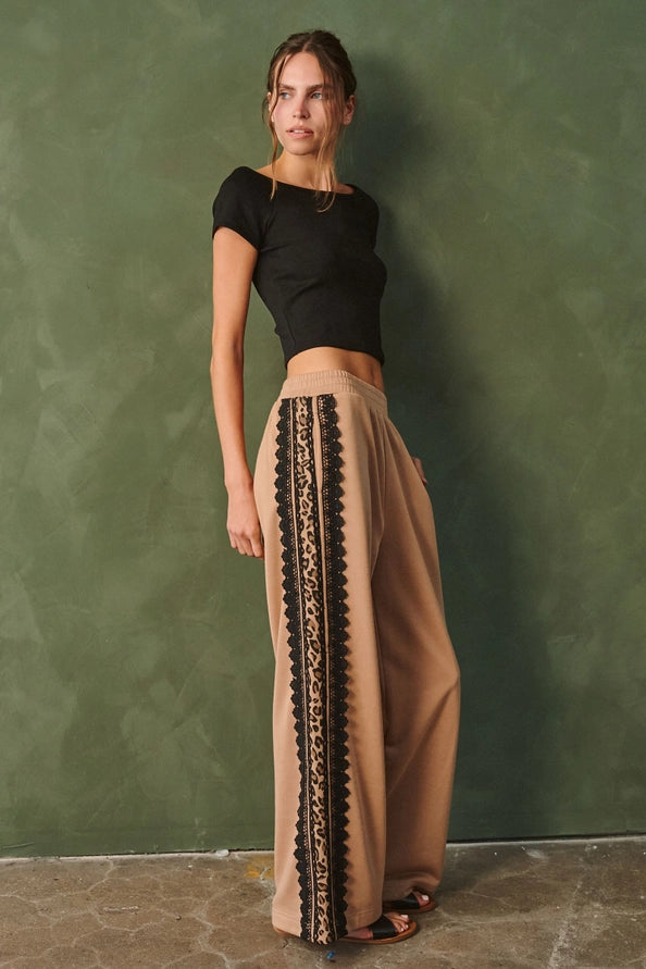 Lace Side-Stripe Sweatpants – Lavish 31