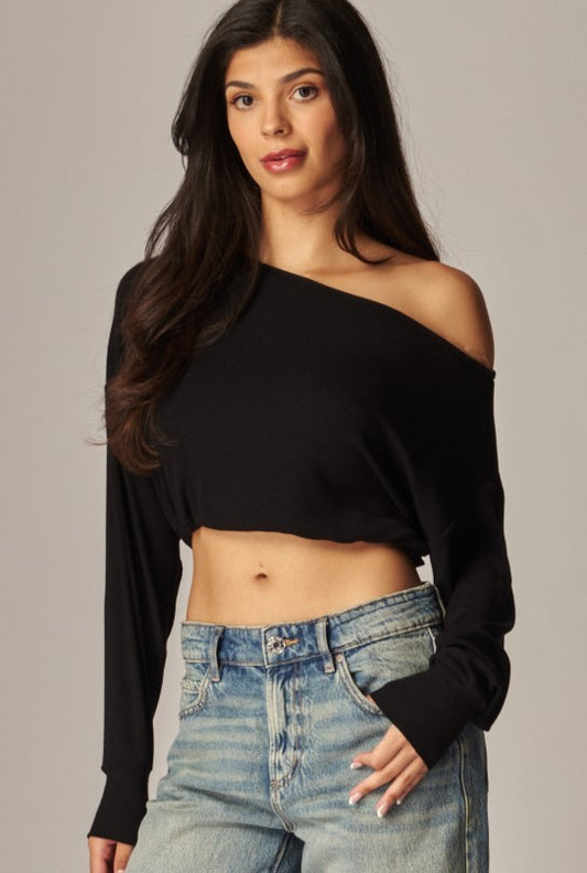 Black ribbed off the shoulder knit top – Lavish 31