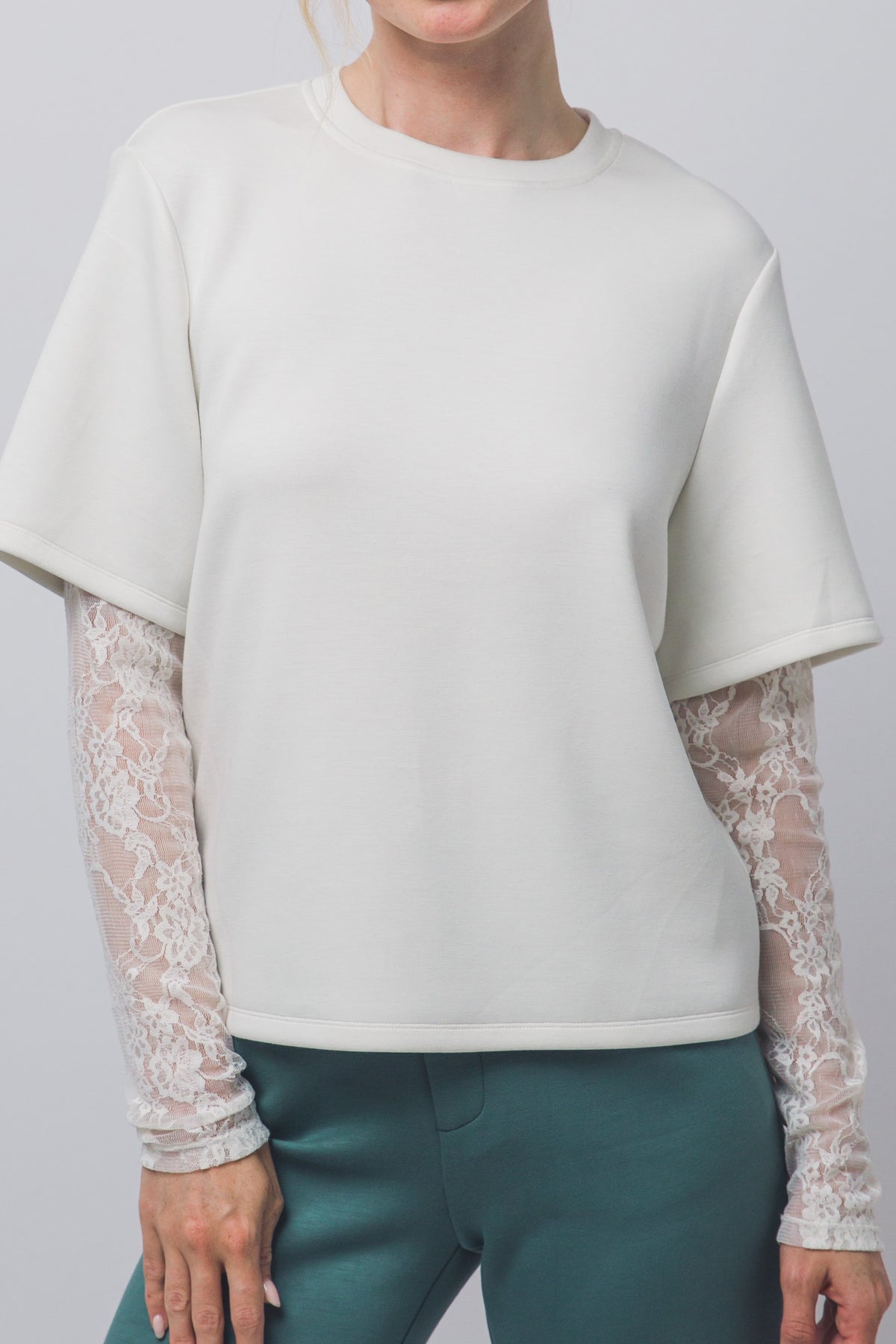 White shirt with lace sleeves – Lavish 31