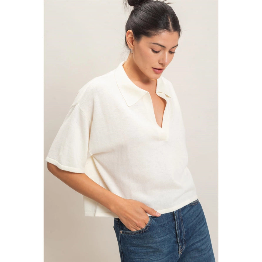 White V-neck knit top – Lavish 31