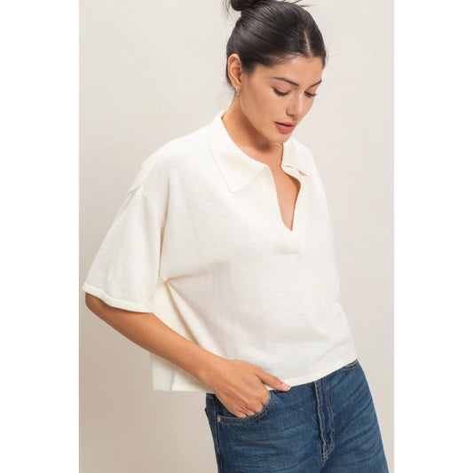 White V-neck knit top – Lavish 31
